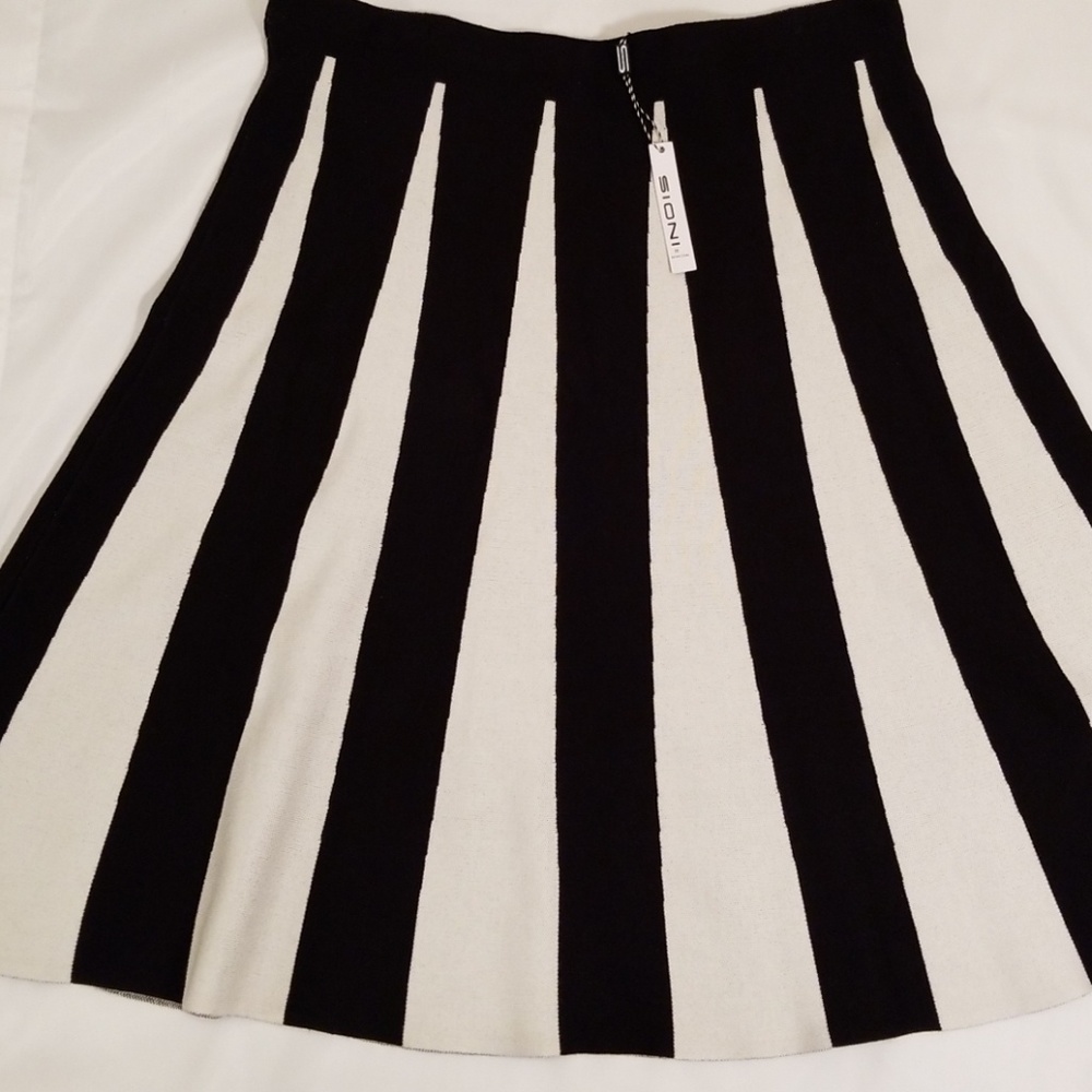 WINTER STRIPE SKIRT